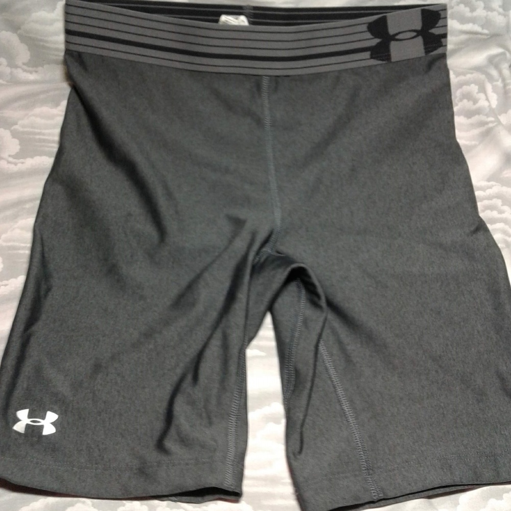 NWOT Under Armour Heat Gear Shorts
